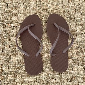 Brand new quality flip flops